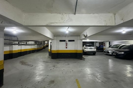 Garagem de apartamento à venda com 5 quartos, 280m² em Copacabana, Rio de Janeiro
