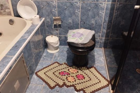 Banheiro de casa à venda com 3 quartos, 320m² em Quitaúna, Osasco