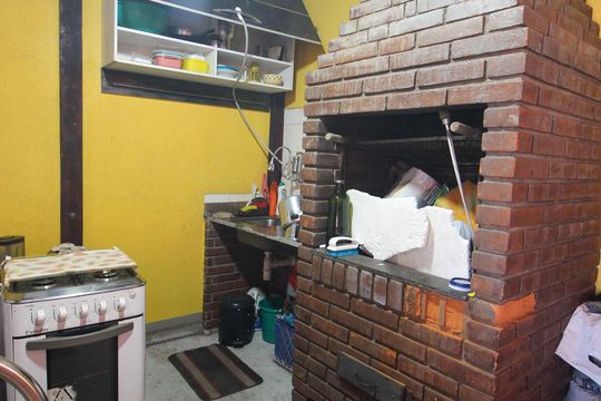 Área comum - Churrasqueira de casa à venda com 3 quartos, 133m² em Jardim Miriam, São Paulo