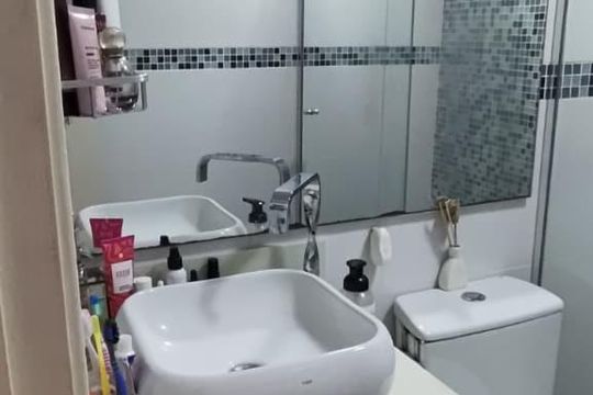 Banheiro de apartamento à venda com 2 quartos, 50m² em Vila Amalia (Zona Norte), São Paulo