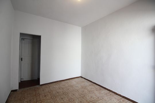 Sala de casa para alugar com 1 quarto, 90m² em Taquara, Rio de Janeiro