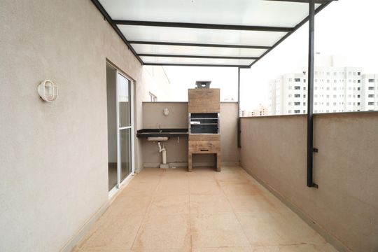 Varanda Gourmet de apartamento para alugar com 2 quartos, 110m² em Jardim Espanha, Uberlândia