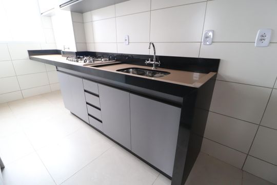 Cozinha de apartamento para alugar com 2 quartos, 110m² em Jardim Espanha, Uberlândia