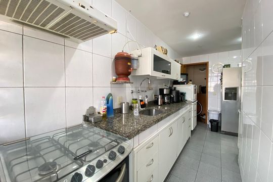 Cozinha de apartamento à venda com 3 quartos, 82m² em Cachambi, Rio de Janeiro