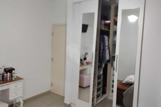 Casa à venda com 4 quartos, 206m² em Vale dos Cebrantes, Jundiaí