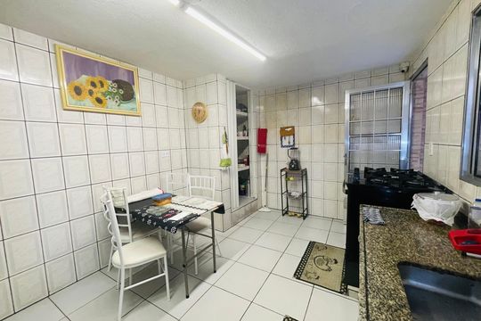 Cozinha de casa à venda com 2 quartos, 125m² em Jardim Paraventi, Guarulhos