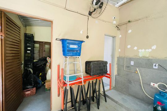 Deposito de casa à venda com 2 quartos, 125m² em Jardim Paraventi, Guarulhos