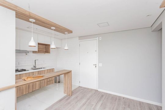 Sala de apartamento para alugar com 2 quartos, 40m² em Parque Bristol, São Paulo