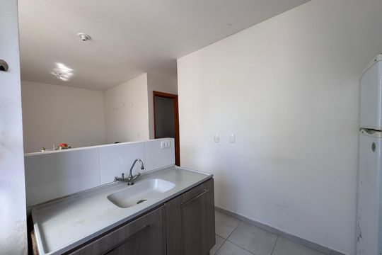 Cozinha de apartamento à venda com 2 quartos, 42m² em Feitoria, São Leopoldo