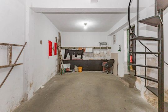Garagem de casa à venda com 3 quartos, 211m² em Sacomã, São Paulo