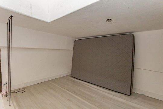 Hall da escada de casa à venda com 3 quartos, 211m² em Sacomã, São Paulo