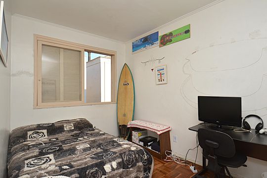 Quarto 2 de apartamento para alugar com 2 quartos, 64m² em Higienópolis, Porto Alegre