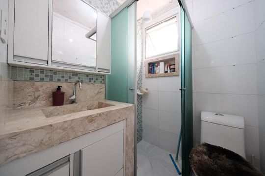 Banheiro de apartamento à venda com 2 quartos, 55m² em Jardim Belem, São Paulo