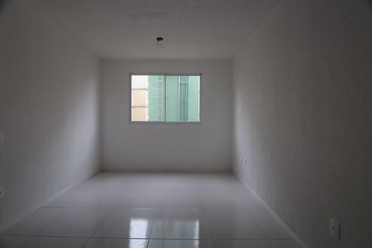 Sala de apartamento para alugar com 2 quartos, 42m² em Fátima, Canoas
