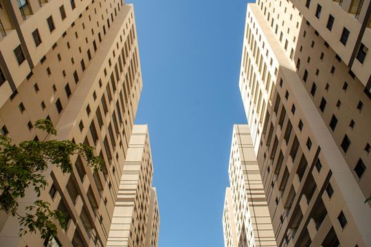 Fachada de apartamento para alugar com 2 quartos, 57m² em Setor Crimeia Oeste, Goiânia