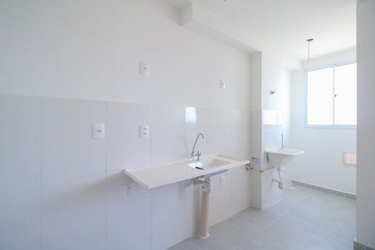 Cozinha e Área de Serviço de apartamento à venda com 2 quartos, 37m² em Vila Palmares, São Caetano do Sul