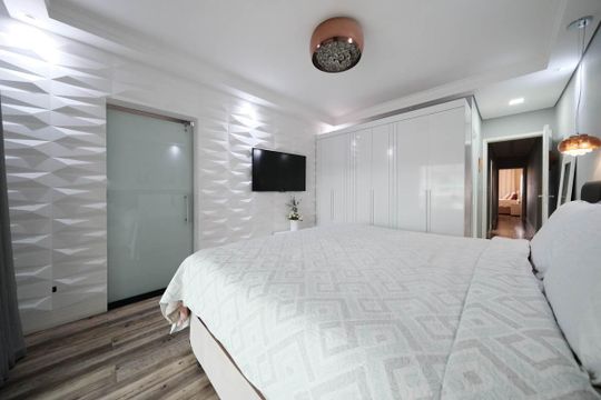 Suíte de casa para alugar com 3 quartos, 250m² em Parque Boturussu, São Paulo