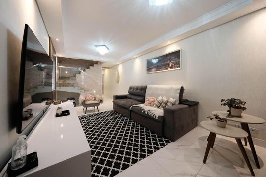 Sala de casa para alugar com 3 quartos, 250m² em Parque Boturussu, São Paulo
