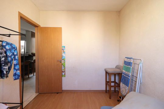 Quarto 1 de apartamento para alugar com 2 quartos, 46m² em Jardim Ouro Branco, Ribeirão Preto