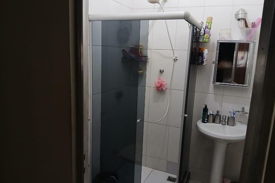 Banheiro de casa à venda com 3 quartos, 100m² em Rocha, Rio de Janeiro