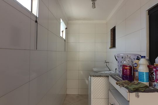 Casa 2 - Área de Serviço de casa à venda com 4 quartos, 309m² em Bairro dos Casa, São Bernardo do Campo
