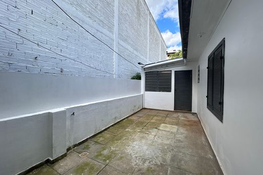 Pátio de casa à venda com 3 quartos, 180m² em Rondônia, Novo Hamburgo