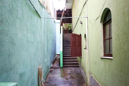 Edícula - área de serviço de casa para alugar com 4 quartos, 250m² em Parque Monte Alegre, Taboão da Serra