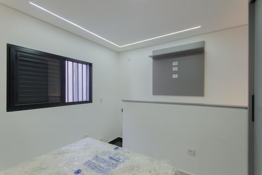 Quarto de casa para alugar com 1 quarto, 60m² em Vila Monumento, São Paulo