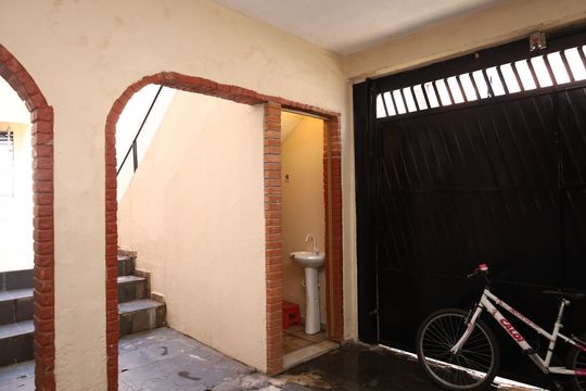 Garagem de casa à venda com 3 quartos, 160m² em Vila Monte Santo, São Paulo