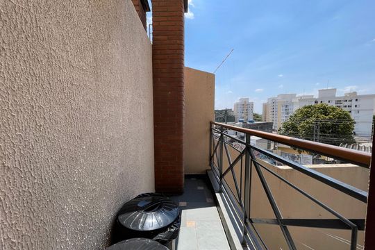 Varanda  de casa à venda com 3 quartos, 235m² em Jaguaré, São Paulo