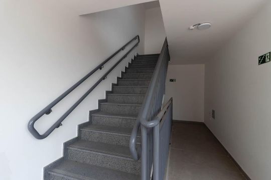 Escada de casa à venda com 2 quartos, 41m² em Jardim Japao, São Paulo