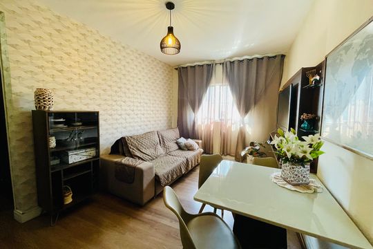 Sala de apartamento à venda com 2 quartos, 52m² em Jardim Gopouva, Guarulhos