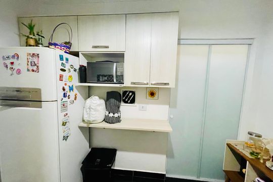 Cozinha de apartamento à venda com 2 quartos, 52m² em Jardim Gopouva, Guarulhos