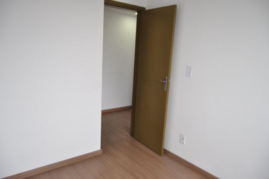 Quarto 1 de apartamento à venda com 2 quartos, 46m² em Sampaio, Rio de Janeiro