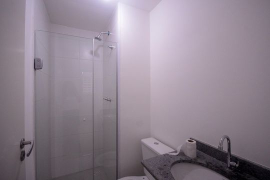 Banheiro de apartamento para alugar com 1 quarto, 38m² em Vila Vermelha, São Paulo