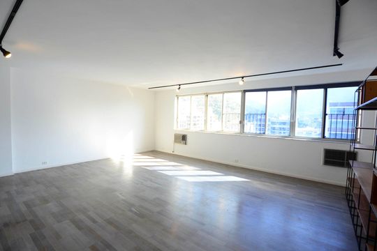 Sala de apartamento à venda com 3 quartos, 124m² em Tijuca, Rio de Janeiro