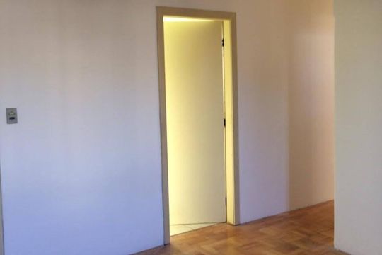 Sala de apartamento à venda com 2 quartos, 70m² em Mont’Serrat, Porto Alegre