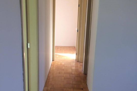 Corredor de apartamento à venda com 2 quartos, 70m² em Mont’Serrat, Porto Alegre