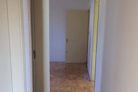 Corredor de apartamento à venda com 2 quartos, 70m² em Mont’Serrat, Porto Alegre