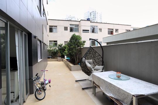 Área comum de apartamento à venda com 2 quartos, 160m² em Lourdes, Belo Horizonte