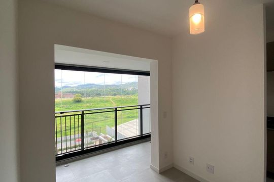 Sala de apartamento para alugar com 2 quartos, 64m² em Tamboré, Barueri