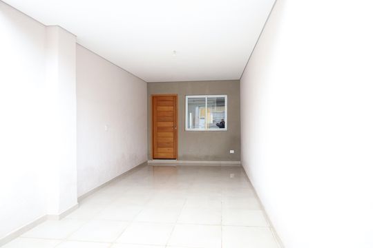 Garagem de casa à venda com 3 quartos, 114m² em Jardim Nosso Lar, São Paulo