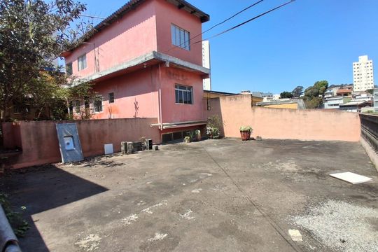 Área Externa de casa à venda com 3 quartos, 250m² em Baeta Neves, São Bernardo do Campo