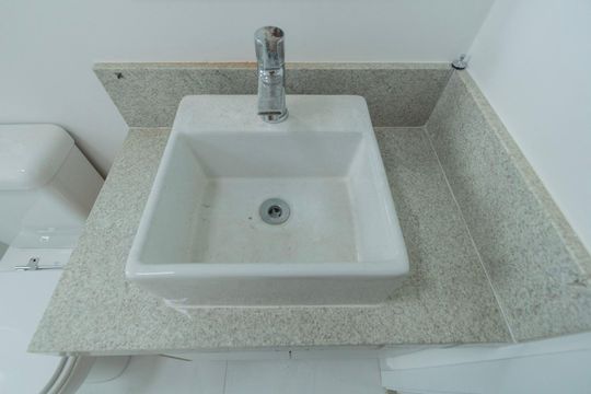 Banheiro da Suíte de apartamento para alugar com 1 quarto, 60m² em Parque Campolim, Sorocaba