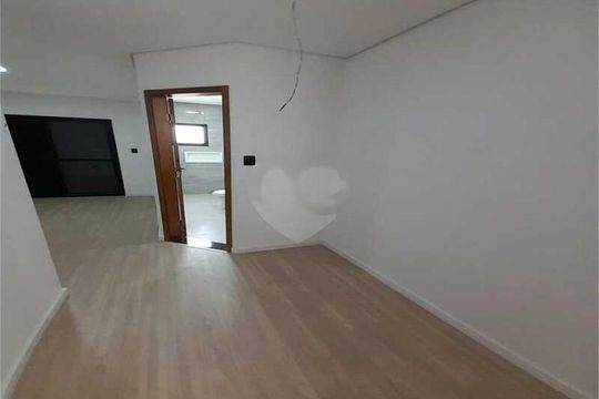 Casa à venda com 3 quartos, 142m² em Parque Oratório, Santo André