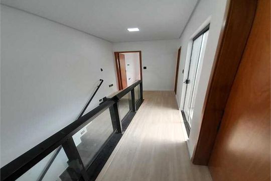 Casa à venda com 3 quartos, 142m² em Parque Oratório, Santo André