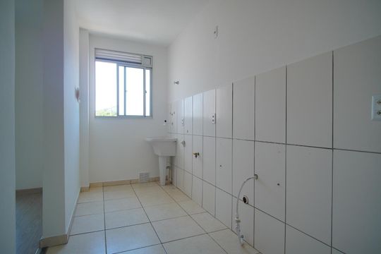 Cozinha de apartamento à venda com 2 quartos, 48m² em Morro Santana, Porto Alegre