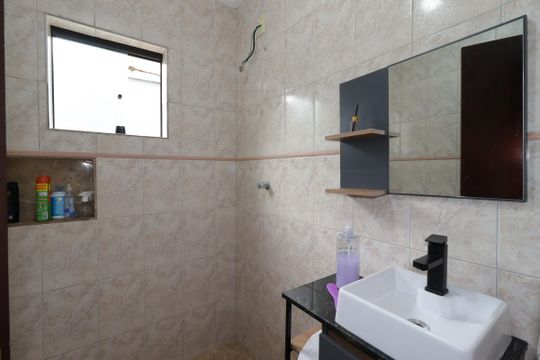 Banheiro Social de apartamento à venda com 3 quartos, 85m² em Parque Oratório, Santo André