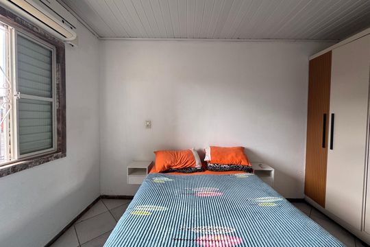 Quarto de casa à venda com 3 quartos, 110m² em Campina, São Leopoldo