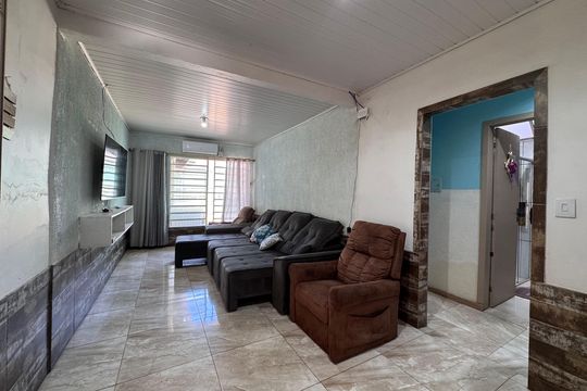 Sala de casa à venda com 3 quartos, 110m² em Campina, São Leopoldo